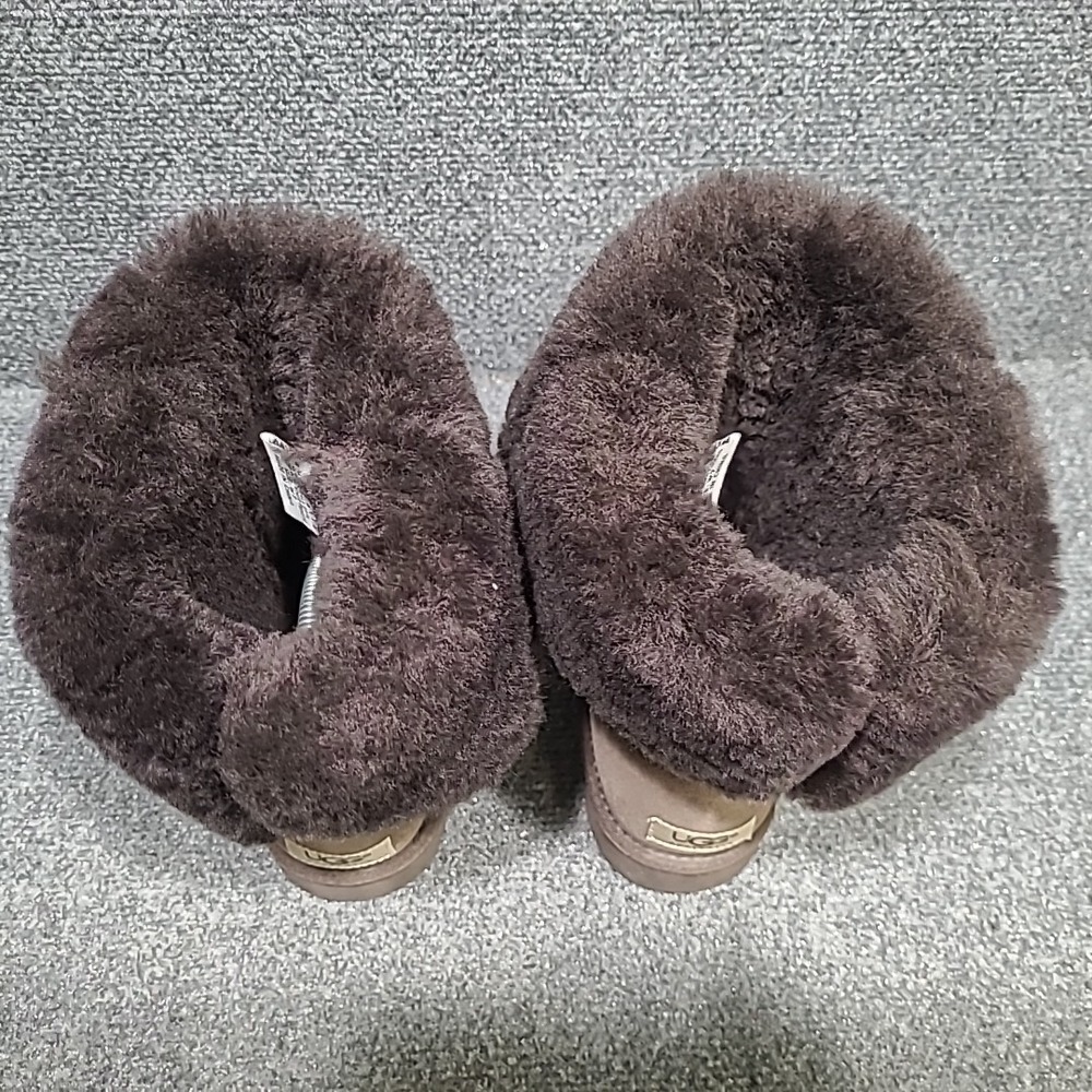 UGG Australia Classic Tall Brown Suede Boots Sheepskin Lining Womens US Size 7 - Picture 6 of 12